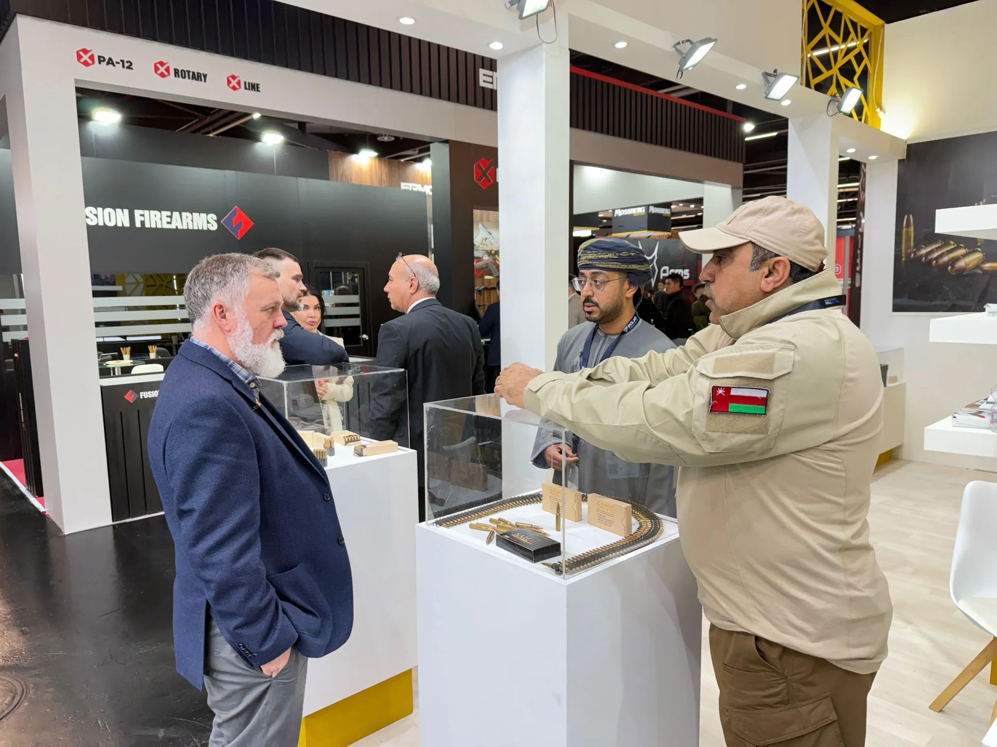 1740818976317